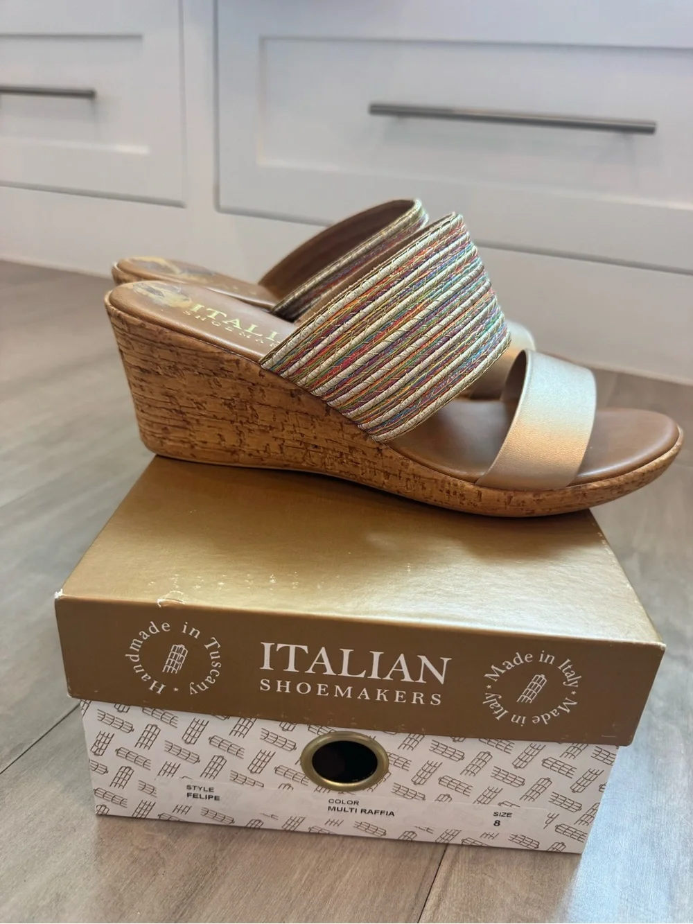 Italian Shoemakers chic wedge
